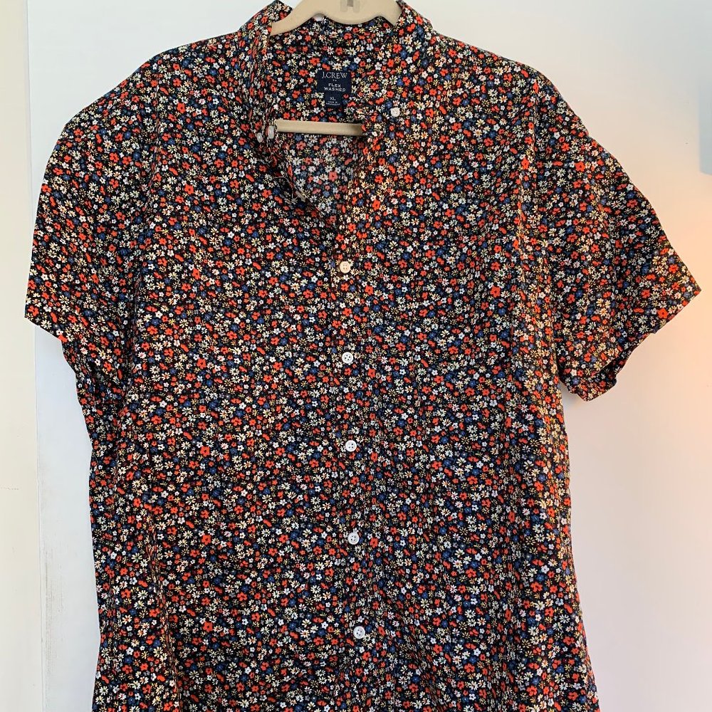 NWOT Floral Button Up Shirt